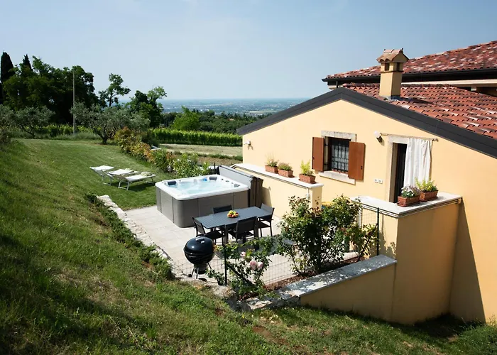 アパート Corte Busola Jacuzzi Riscaldata Uso Esclusivo Ad Un Passo Da ヴェローナ